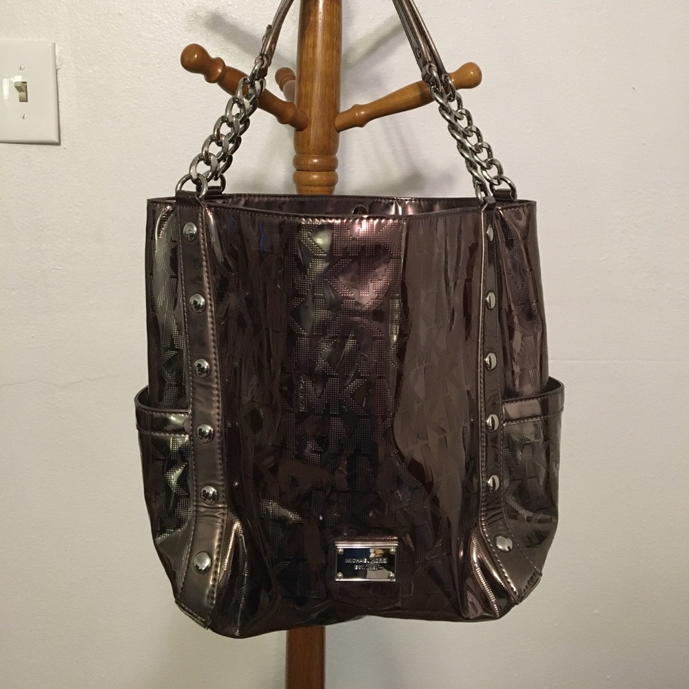 Michael Kors Delancey Large Metallic Silver Tote
